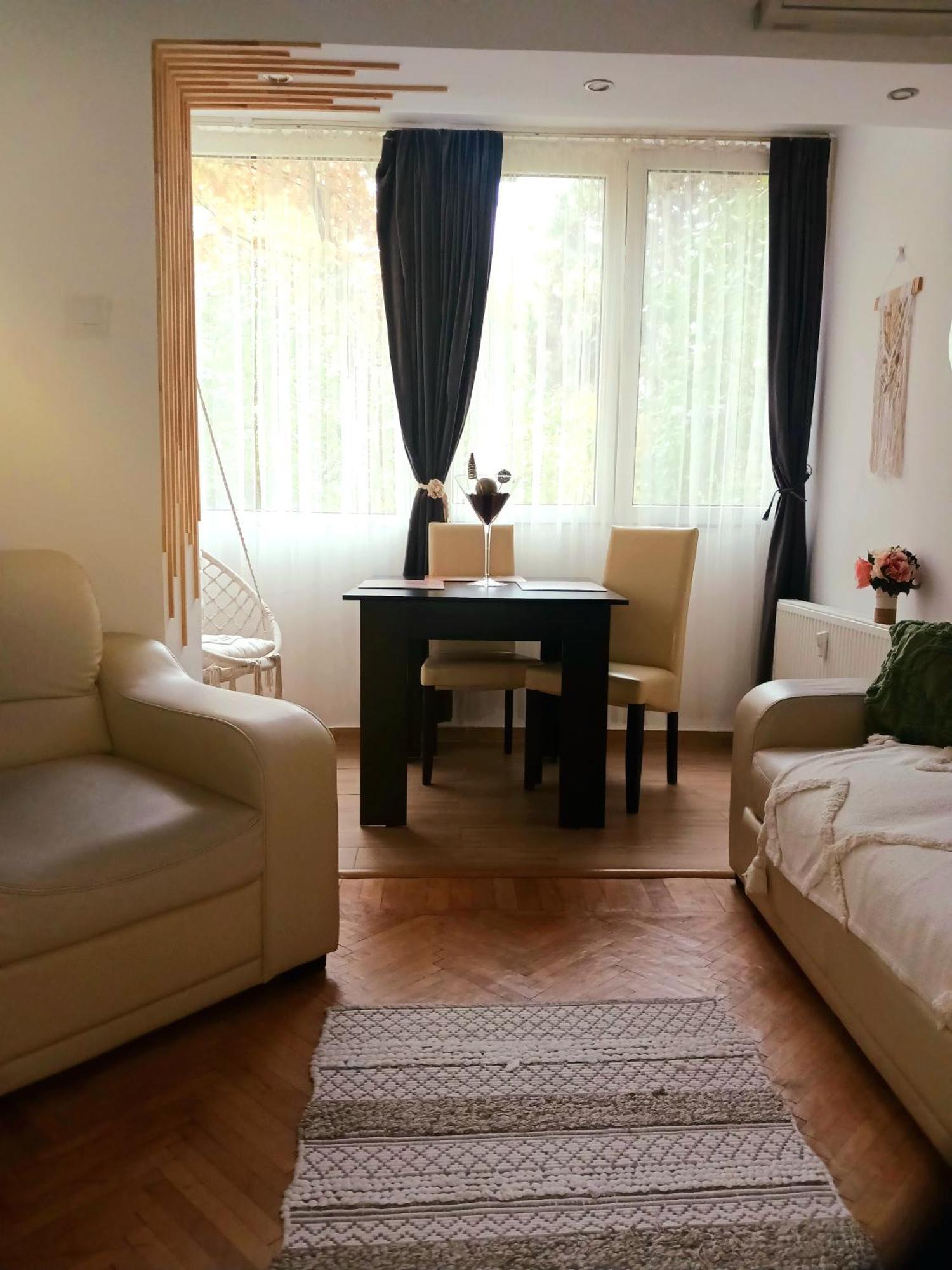 The House In The Park Bucharest Apartment ภายนอก รูปภาพ